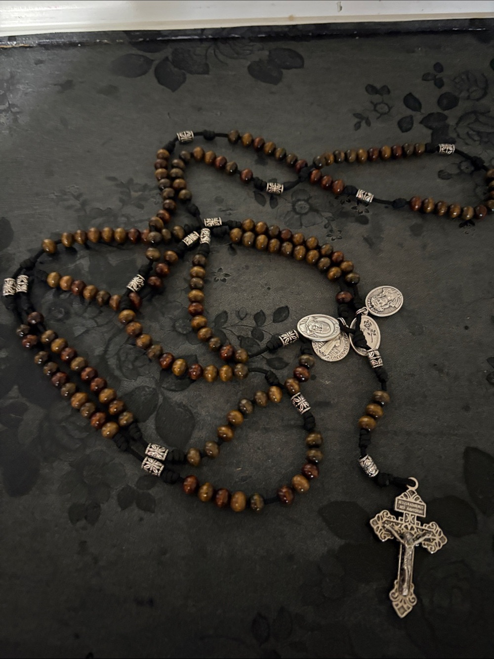 VINTAGE 15 OR 20 DECADE CATHOLIC PANACORD, 4 SAINTS PARDON CRUCIFIX 80" ROSARY